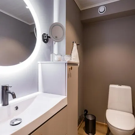 Arctic Haven Apartment *